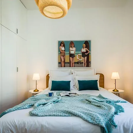 Vintage 3-bed Apartment, Center With Parking Appartement Biarritz